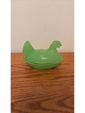 H12. Jadite Hen on Nest